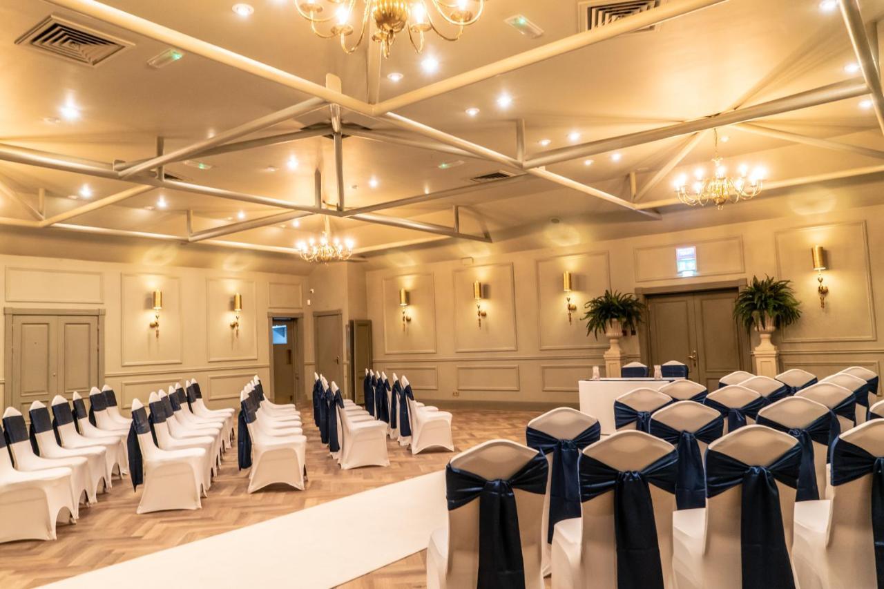 The Briar Court Hotel Huddersfield Ngoại thất bức ảnh