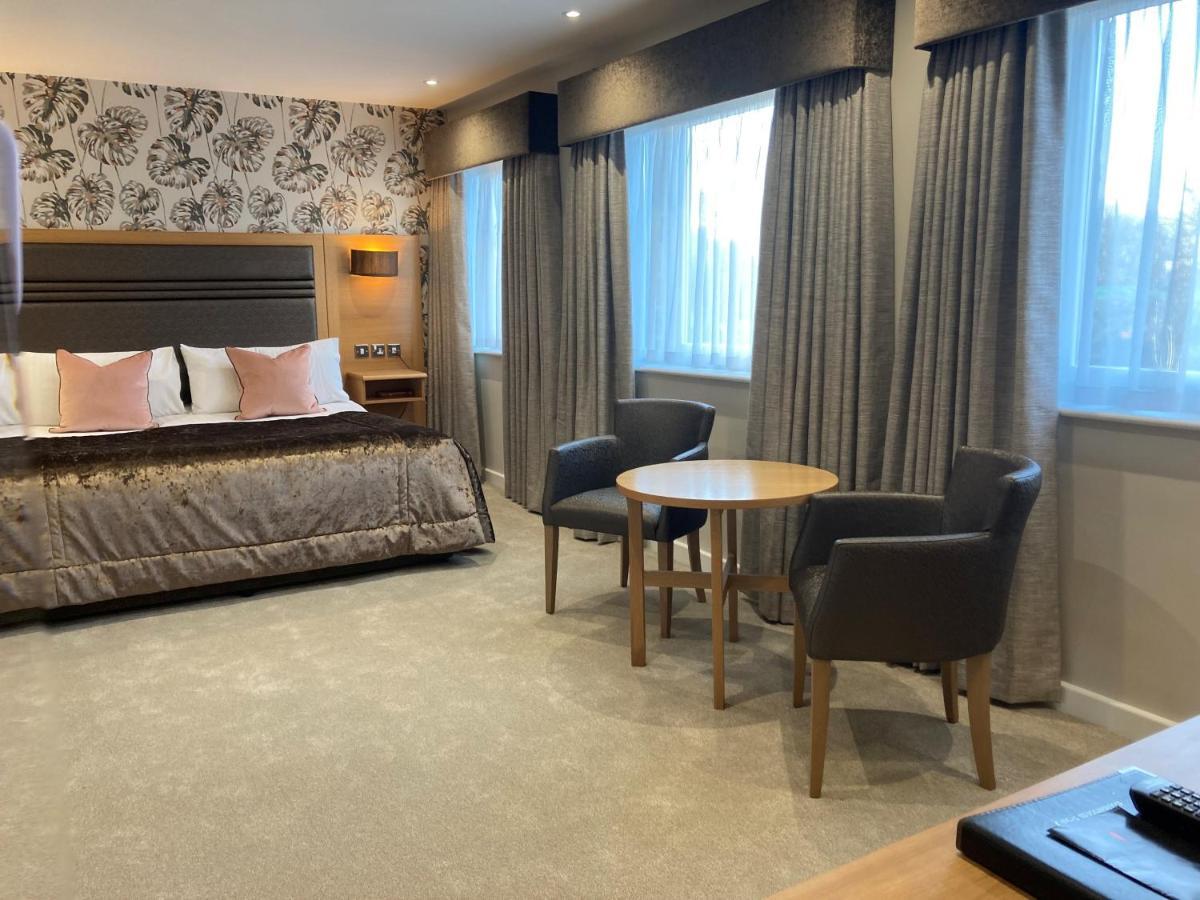 The Briar Court Hotel Huddersfield Ngoại thất bức ảnh