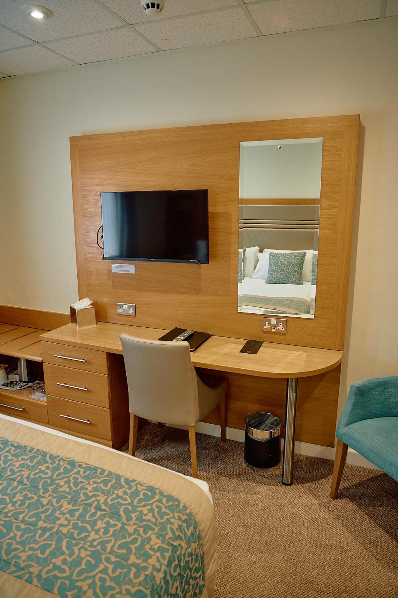 The Briar Court Hotel Huddersfield Ngoại thất bức ảnh