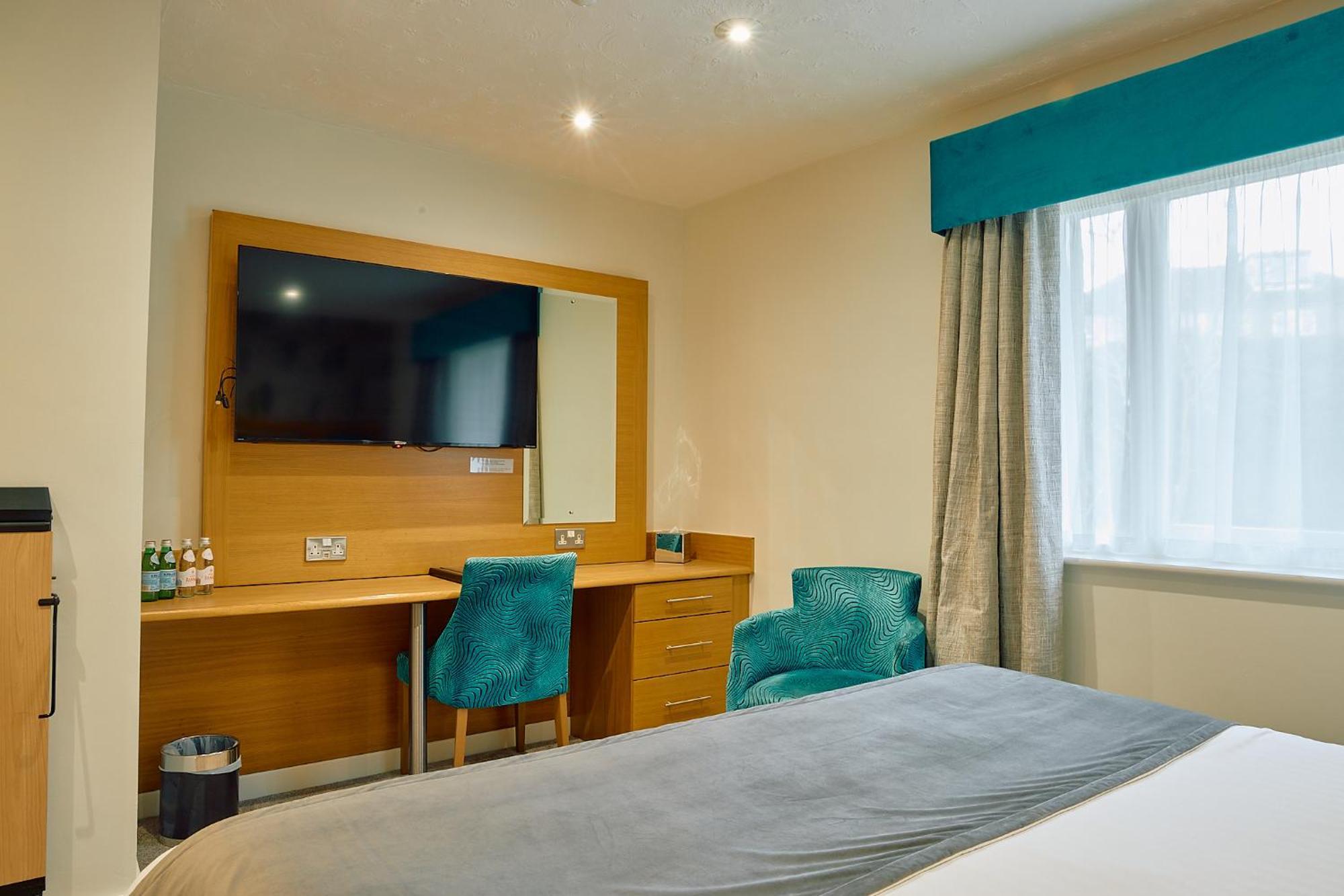 The Briar Court Hotel Huddersfield Ngoại thất bức ảnh